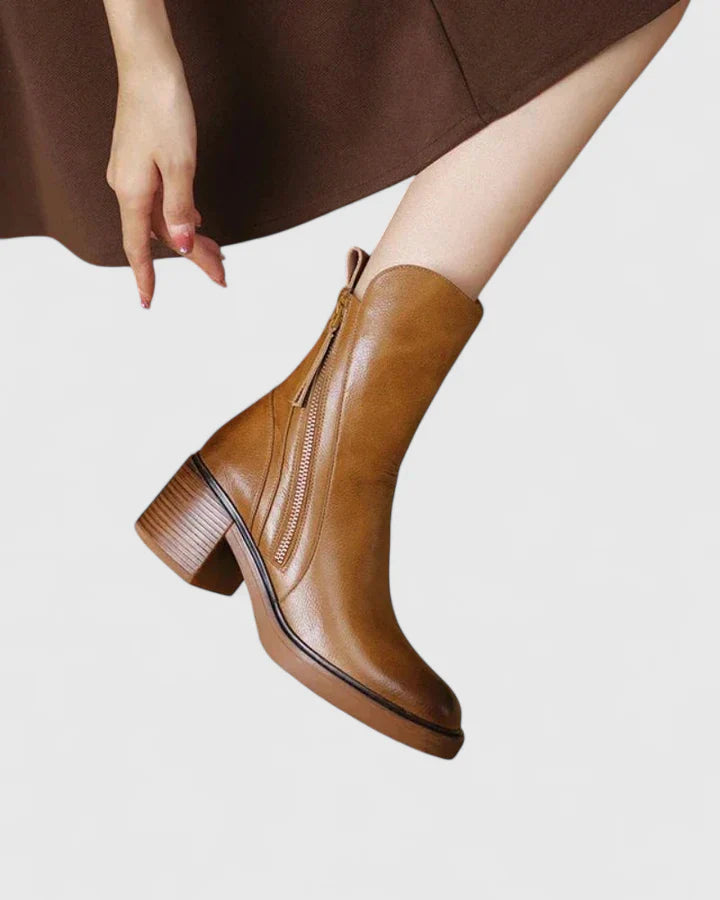 Isay | Orthopedic Boots