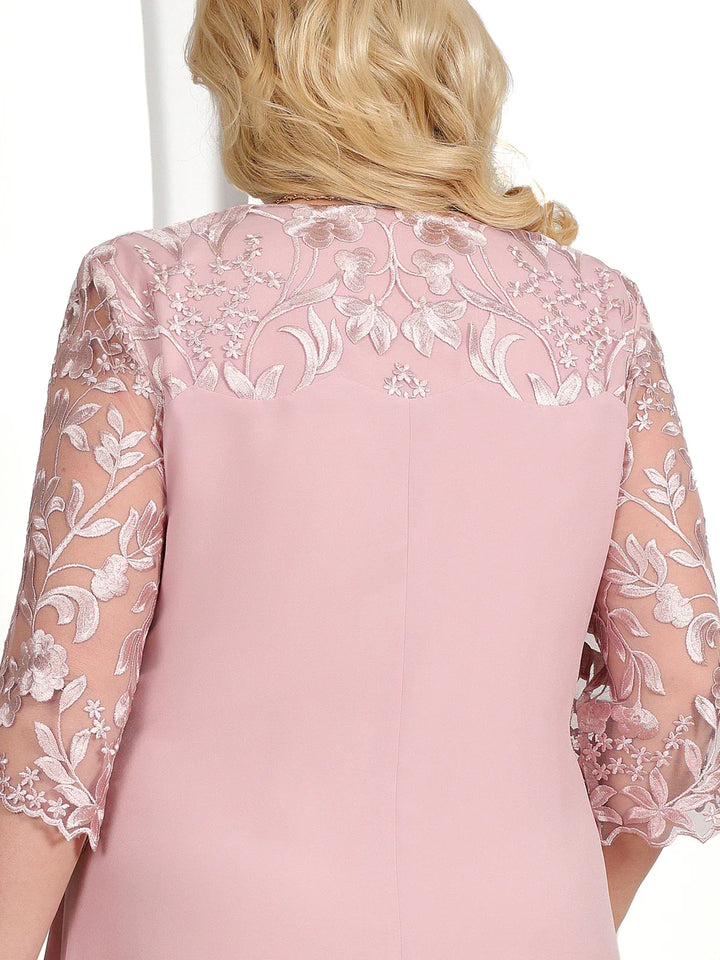 JUDITH - PLUS-SIZE EMBROIDERED DRESS