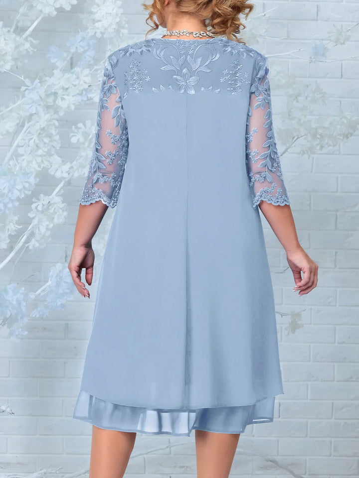 JUDITH - PLUS-SIZE EMBROIDERED DRESS