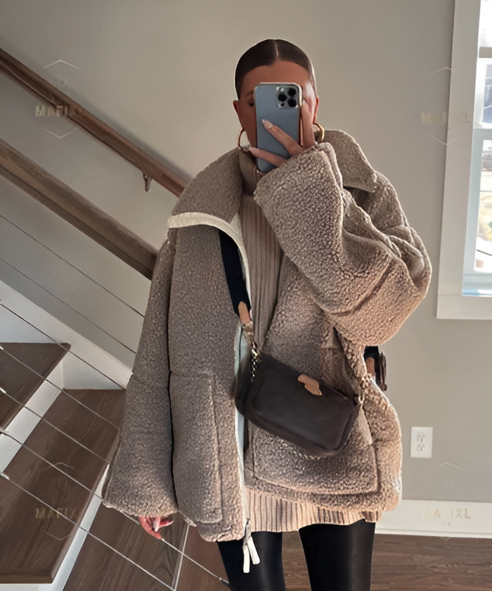 Elsa – Cozy Sherpa Jacket with Zipper