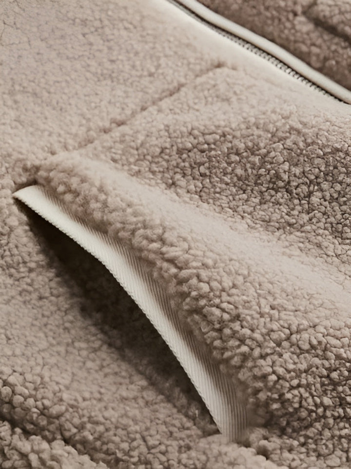 Elsa – Cozy Sherpa Jacket with Zipper